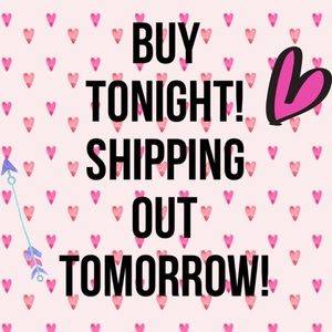 MAKE ME OFFERS!!!💝💝💝